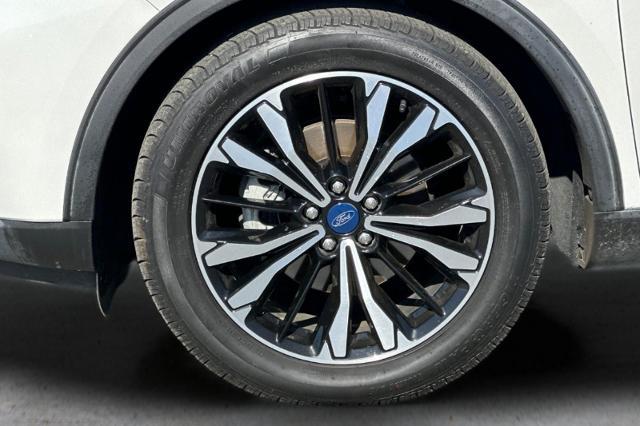 2021 Ford Escape SE Hybrid