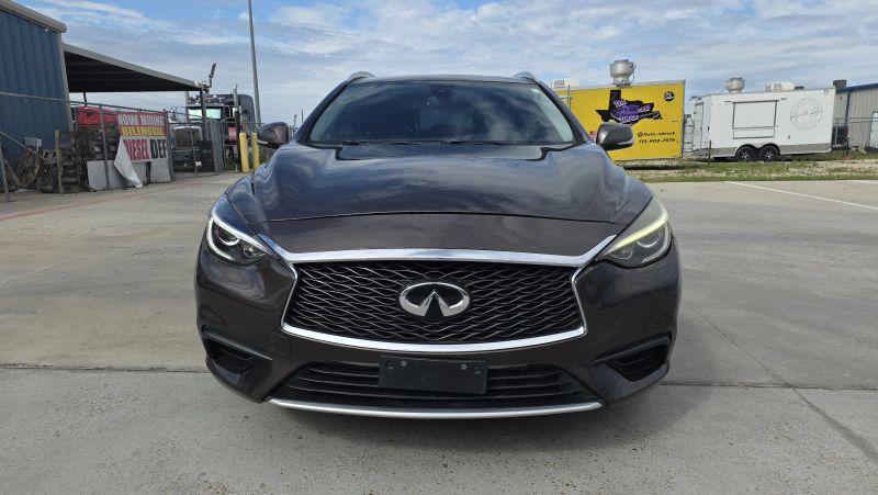 2019 INFINITI QX30 LUXE