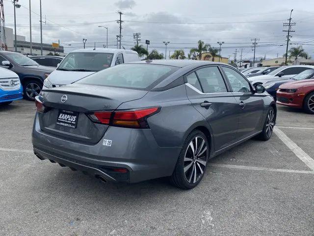 2021 Nissan Altima SR FWD