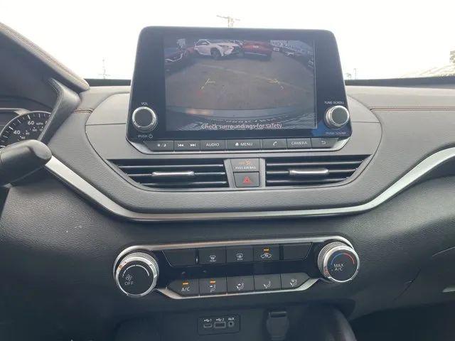 2021 Nissan Altima SR FWD