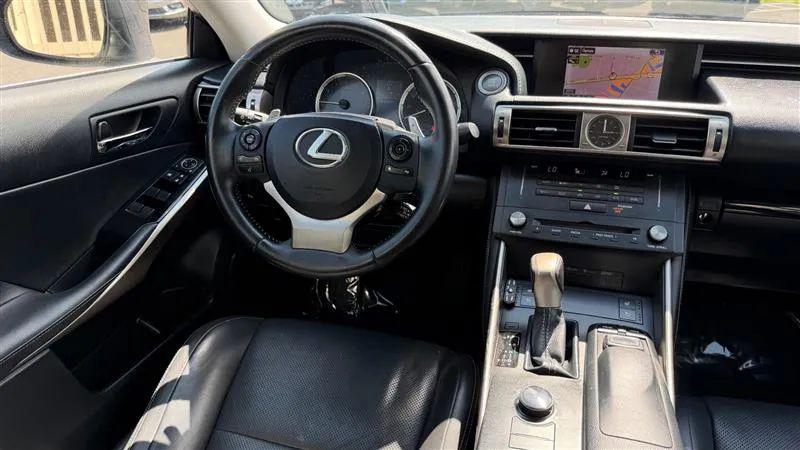 2015 Lexus IS 250 Crafted Line