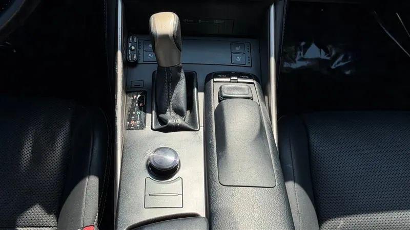 2015 Lexus IS 250 Crafted Line