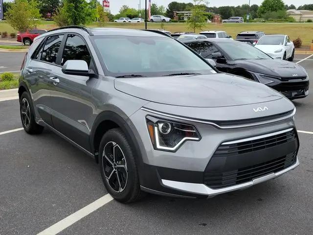 2026 Kia Niro LX