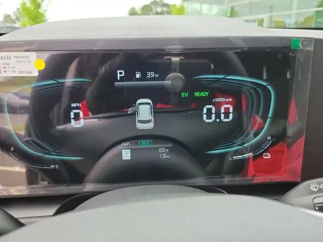 2026 Kia Niro LX