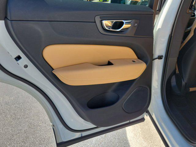 2021 Volvo XC60 T5 Inscription