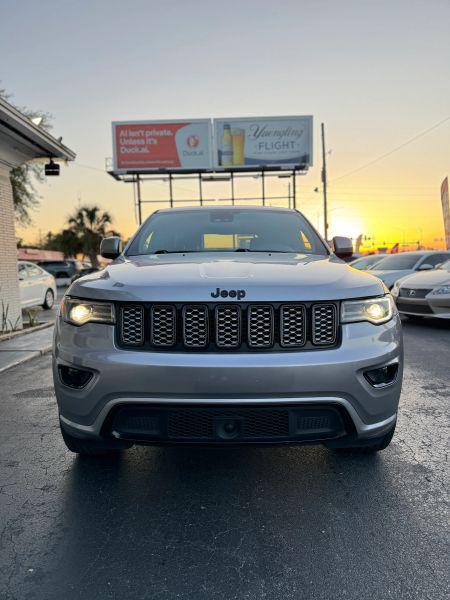 2020 Jeep Grand Cherokee Altitude 4x2