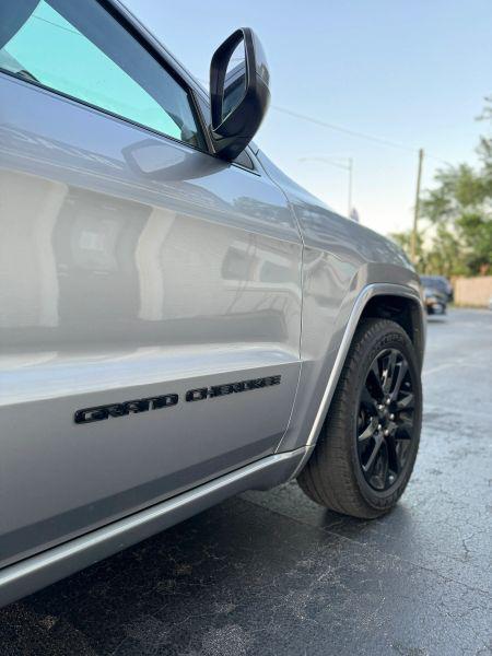 2020 Jeep Grand Cherokee Altitude 4x2