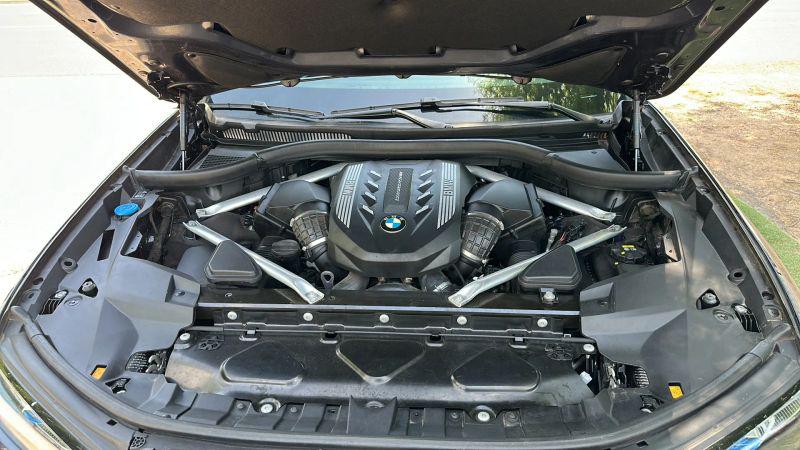 2021 BMW X7 M50i