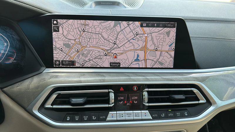 2021 BMW X7 M50i