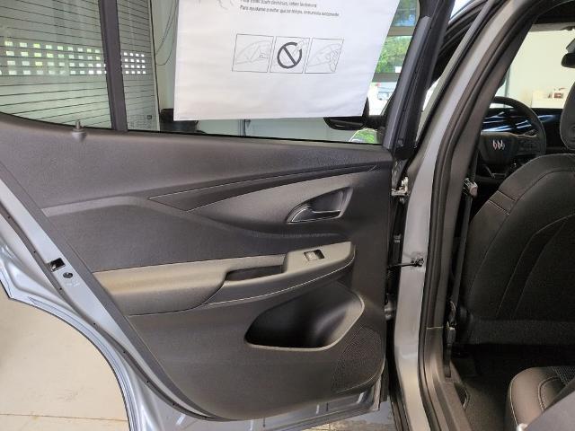 2026 Buick NV Preferred FWD
