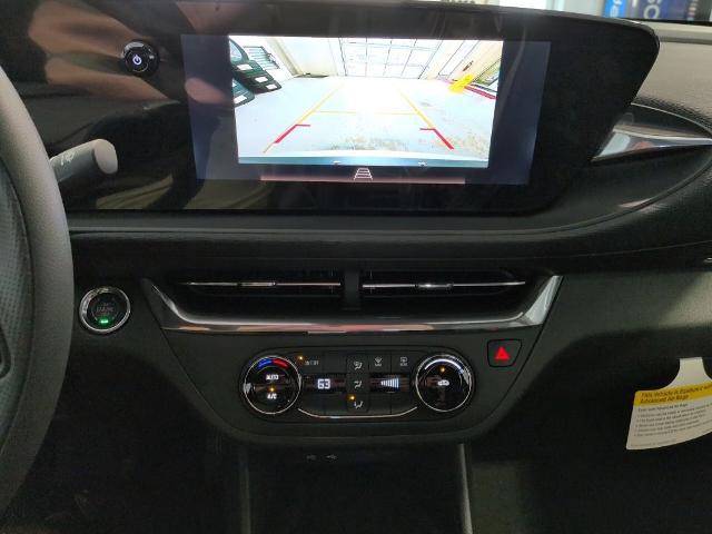 2026 Buick NV Preferred FWD