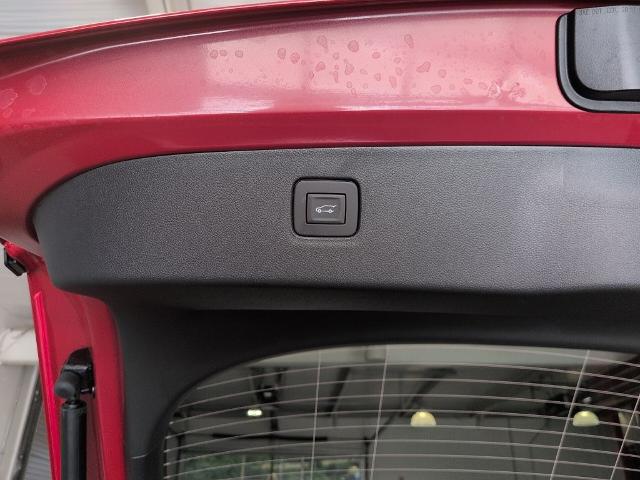 2026 Buick NV Preferred FWD