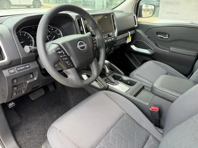2026 Nissan Frontier Crew Cab SV 4x2