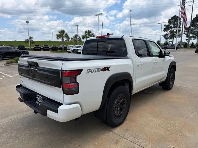 2026 Nissan Frontier Crew Cab PRO-4X 4x4