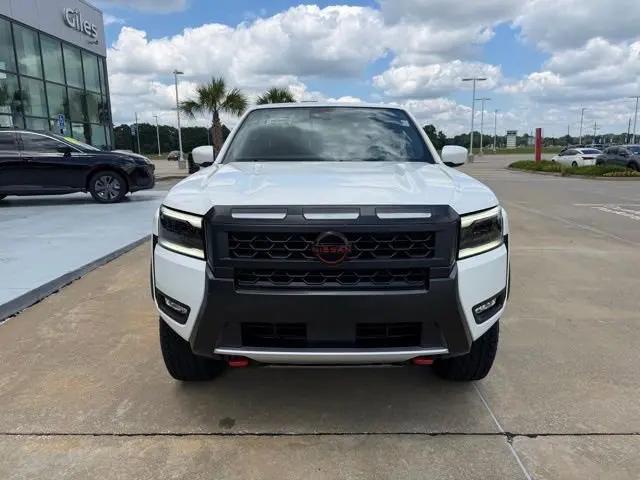 2026 Nissan Frontier Crew Cab PRO-4X 4x4