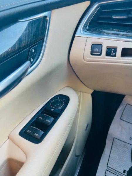 2019 Cadillac XT5 Standard