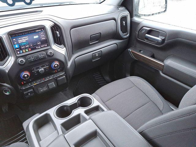 2020 Chevrolet Silverado 1500 4WD Crew Cab Short Bed LT