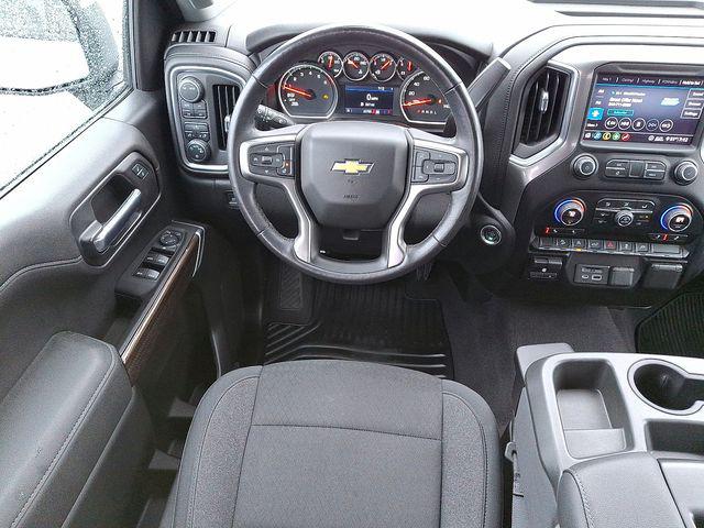 2020 Chevrolet Silverado 1500 4WD Crew Cab Short Bed LT