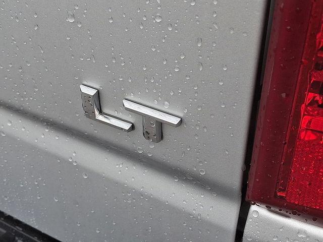 2020 Chevrolet Silverado 1500 4WD Crew Cab Short Bed LT