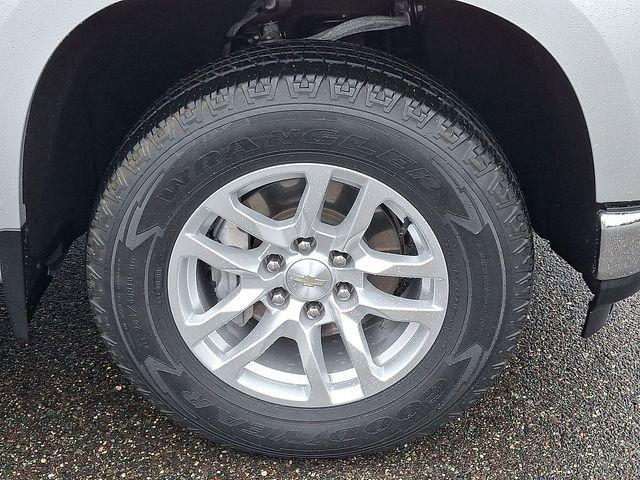 2020 Chevrolet Silverado 1500 4WD Crew Cab Short Bed LT