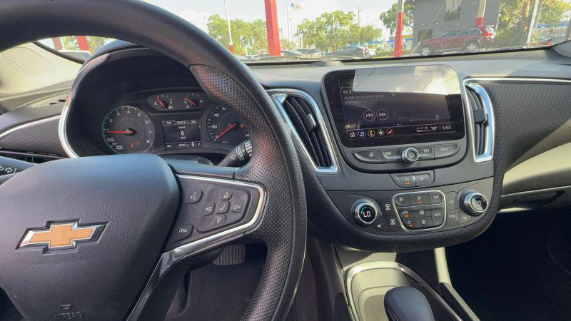 2021 Chevrolet Malibu FWD LT