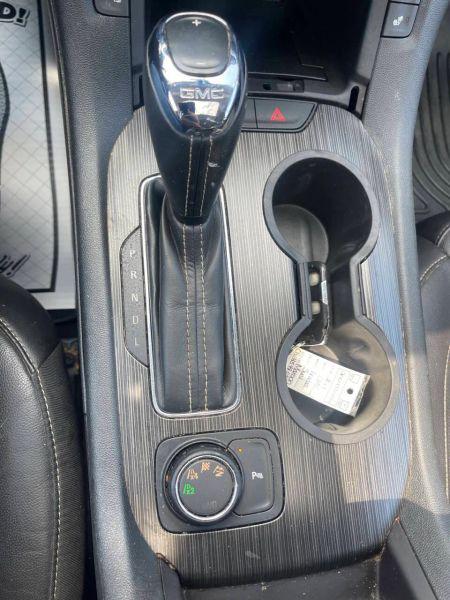 2017 GMC Acadia SLT-1