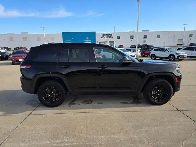 2025 Jeep Grand Cherokee Altitude 4x4