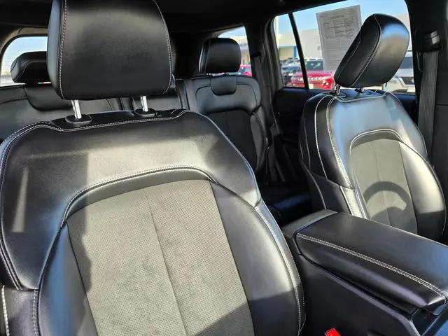 2025 Jeep Grand Cherokee Altitude 4x4