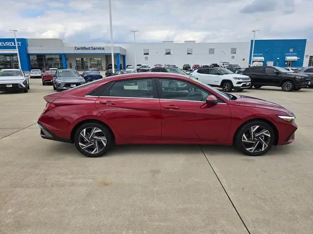 2025 Hyundai Elantra SEL Convenience