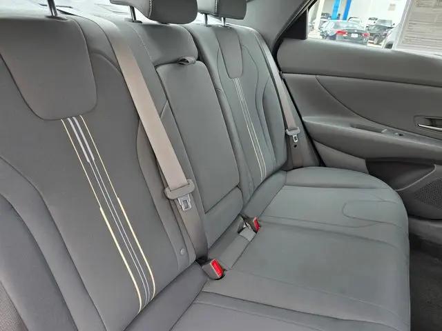 2025 Hyundai Elantra SEL Convenience