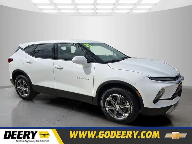 2025 Chevrolet Blazer AWD 2LT for sale in Pleasent Hill, IA