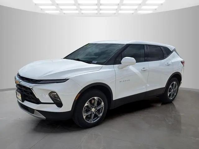 2025 Chevrolet Blazer AWD 2LT