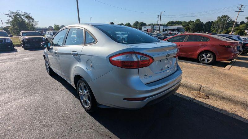 2014 Ford Fiesta SE