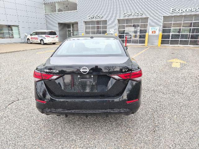 2024 Nissan Sentra SV Xtronic CVT