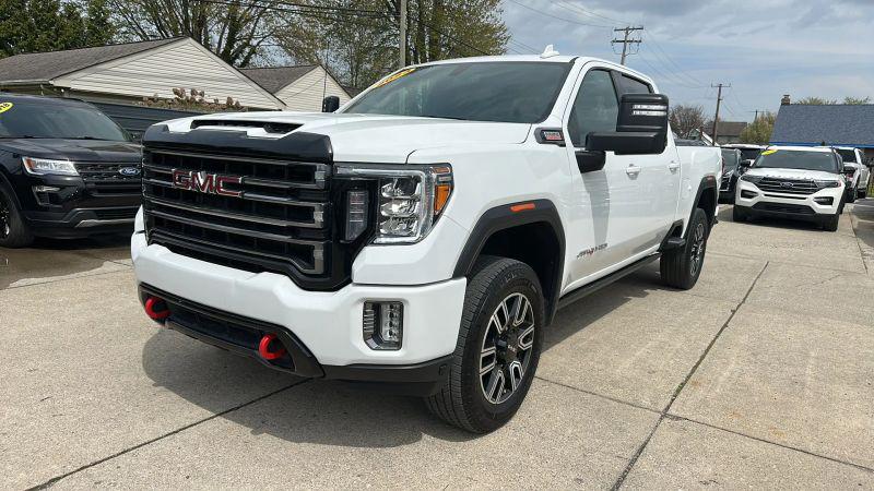 2023 GMC Sierra 2500HD 4WD Crew Cab Standard Bed AT4 for sale in Taylor, MI