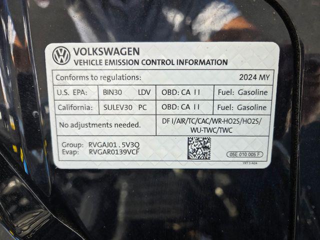 2024 Volkswagen Taos 1.5T SE