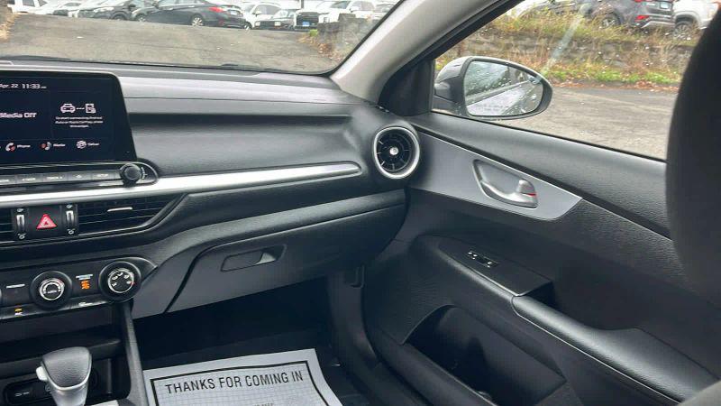 2023 Kia Forte LXS
