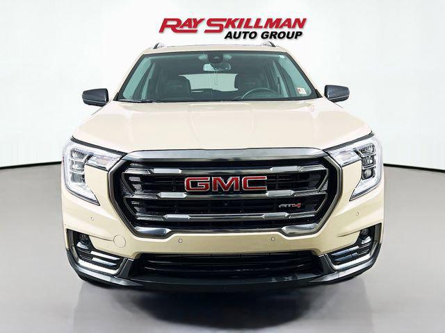 2023 GMC Terrain AWD AT4