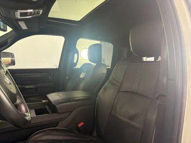 2021 Ram 3500 Limited Crew Cab 4x4 8' Box