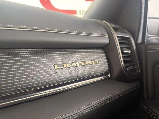 2021 Ram 3500 Limited Crew Cab 4x4 8' Box