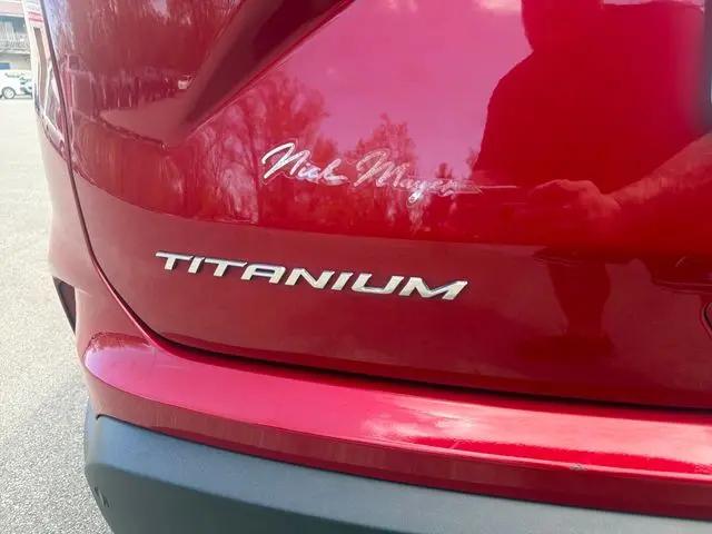 2024 Ford Edge Titanium