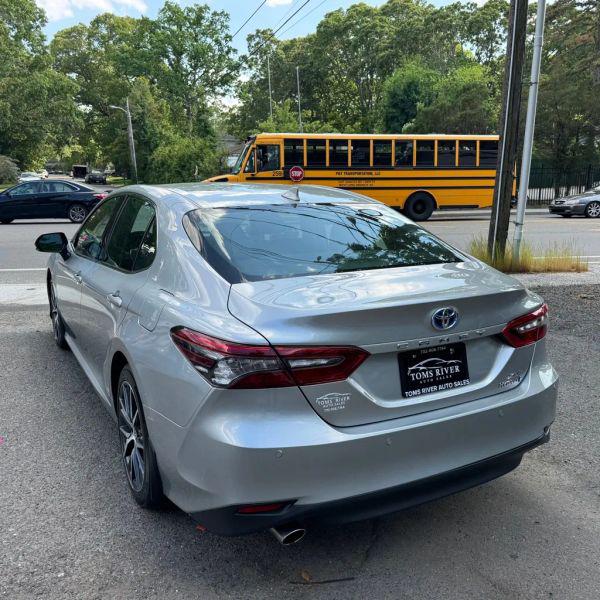 2023 Toyota Camry XLE Hybrid