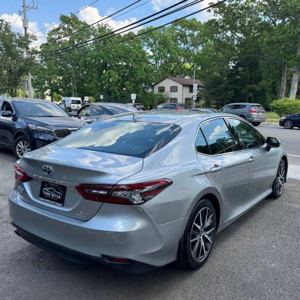 2023 Toyota Camry XLE Hybrid