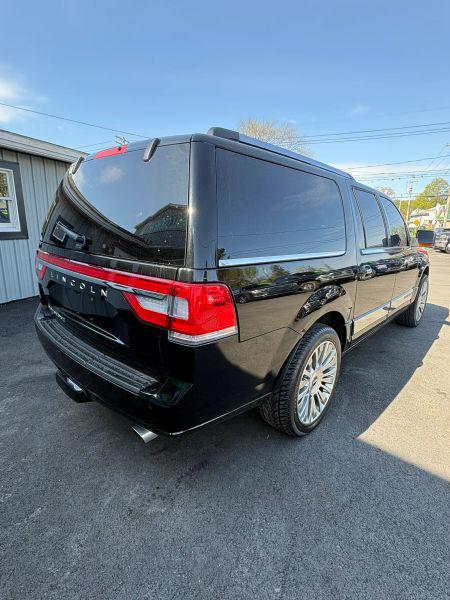 2017 Lincoln Navigator L Select