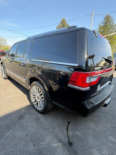 2017 Lincoln Navigator L Select