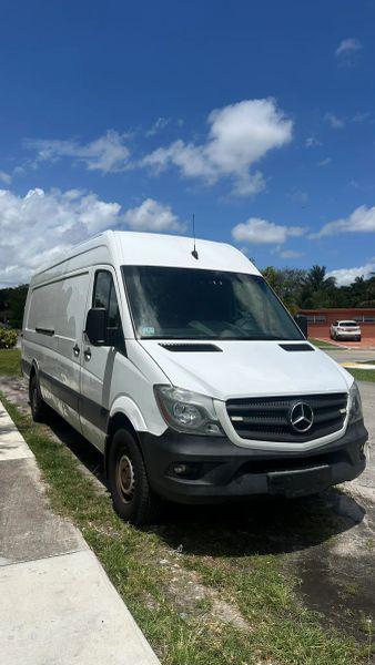2017 Mercedes-Benz Sprinter 2500 High Roof V6