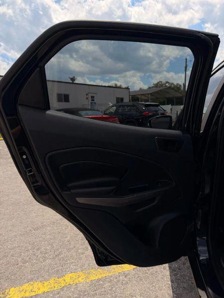 2020 Ford EcoSport SES