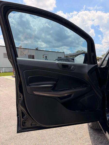 2020 Ford EcoSport SES