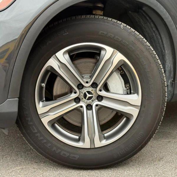 2022 Mercedes-Benz GLC SUV