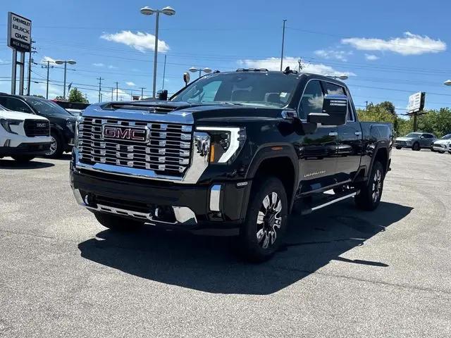 2026 GMC Sierra 2500HD Crew Cab, Standard Bed, Denali, 4WD